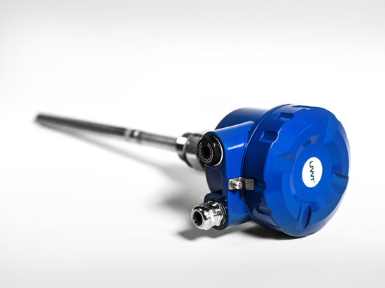 RF 8200, modèle robuste de type tige, équipé d'une sonde en acier inoxydable revêtue de PFA pour une résistance maximale à l'acide sulfurique