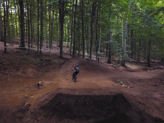 LE VRAI SECRET DES TRAILS, C'EST CE QU'IL Y A SOUS LES ROUES