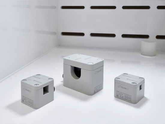 Gamme de capteurs de débit sans contact à fixation par serrage SEMIFLOW CO.65