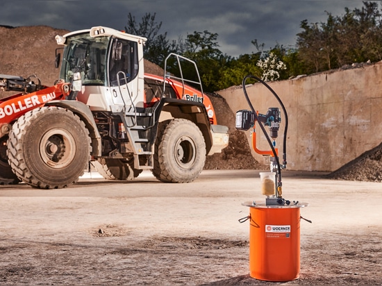 WOERNER Power Fill Pro – Remplissage de systèmes de lubrification centralisée et pompage de lubrifiants à l’aide d’une visseuse sans fil
