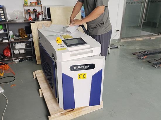 Le nettoyeur laser de 2 000 W a été testé avec succès et expédié au Sri Lanka