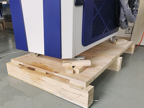 Le nettoyeur laser de 2 000 W a été testé avec succès et expédié au Sri Lanka
