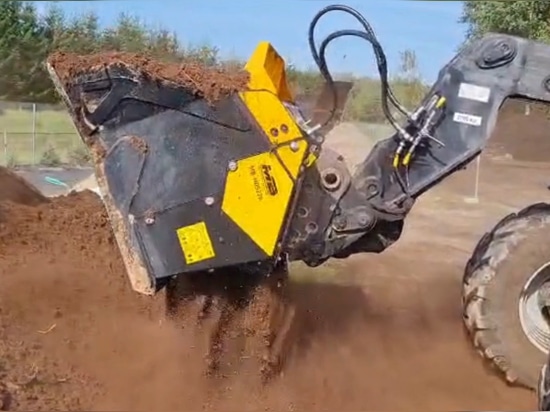 Godet cribleur broyeur MB Crusher MB-HDS 207